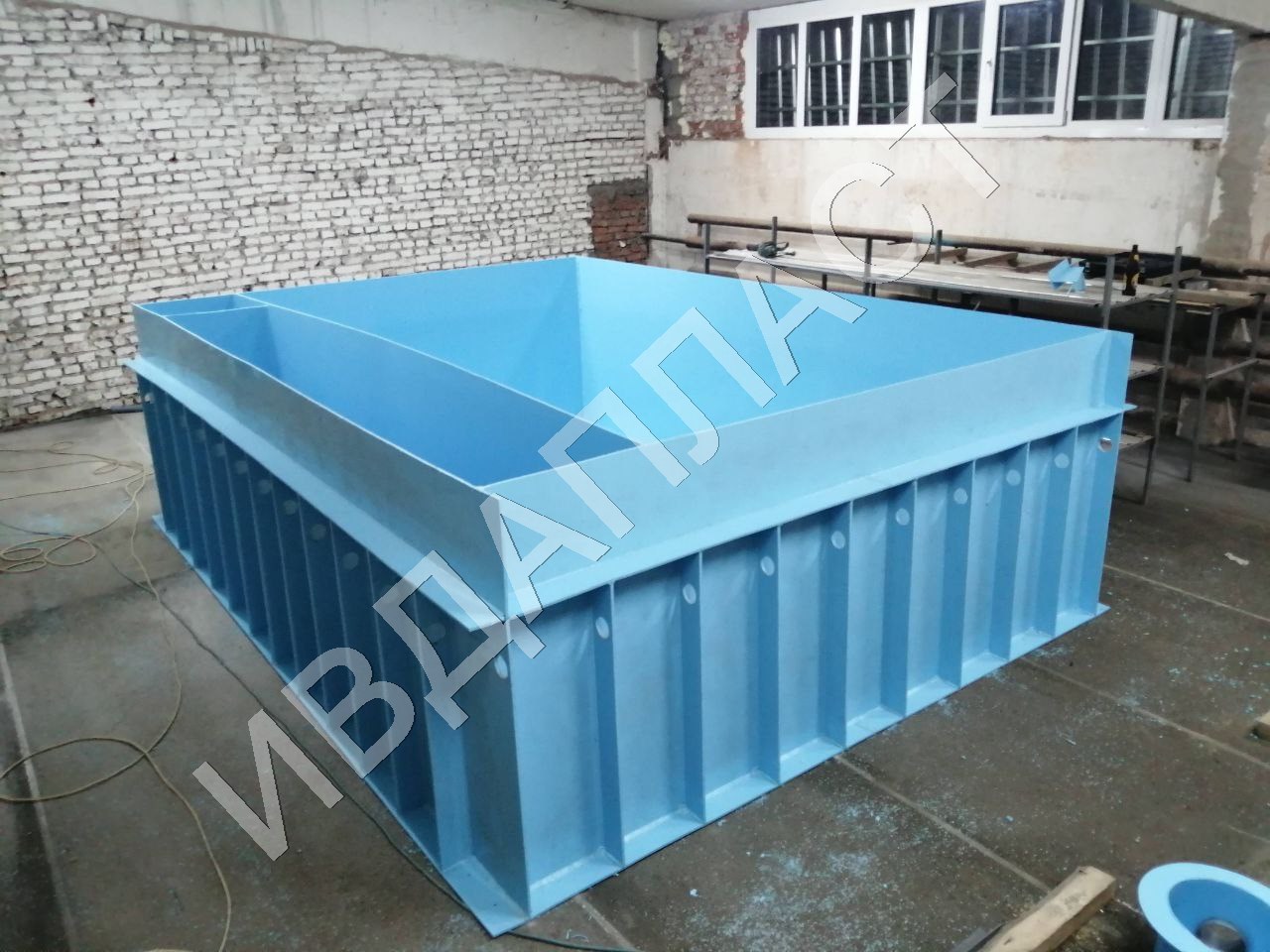 Емкость для разведения рыбы